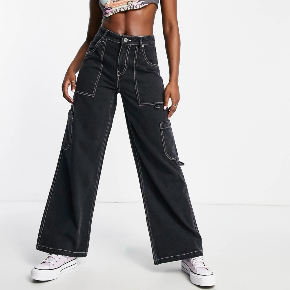 Hollister - Black/White High-Rise Vintage Baggy Cargo Pants